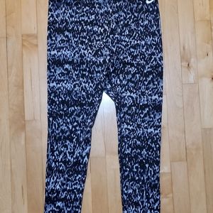 Nike Leggings XL NWT
